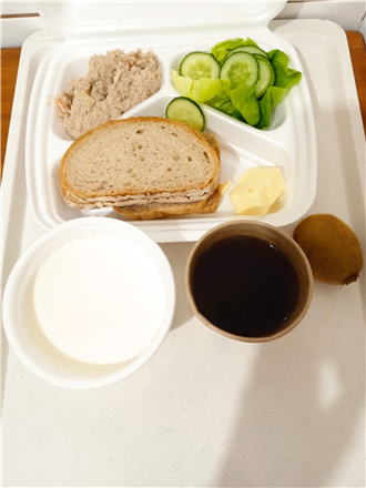 Zdjęcia posiłk&oacute;w, Szpital Wolica