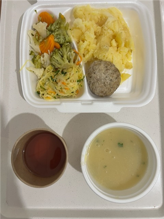 Zdjęcia posiłk&oacute;w, Szpital Wolica