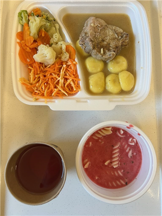 Zdjęcia posiłk&oacute;w, Szpital Wolica