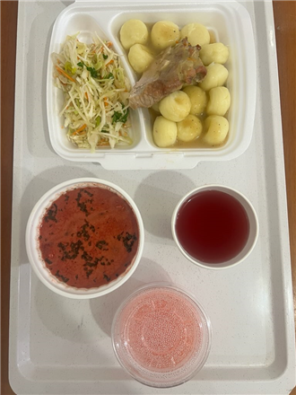 Zdjęcia posiłków, Szpital Wolica